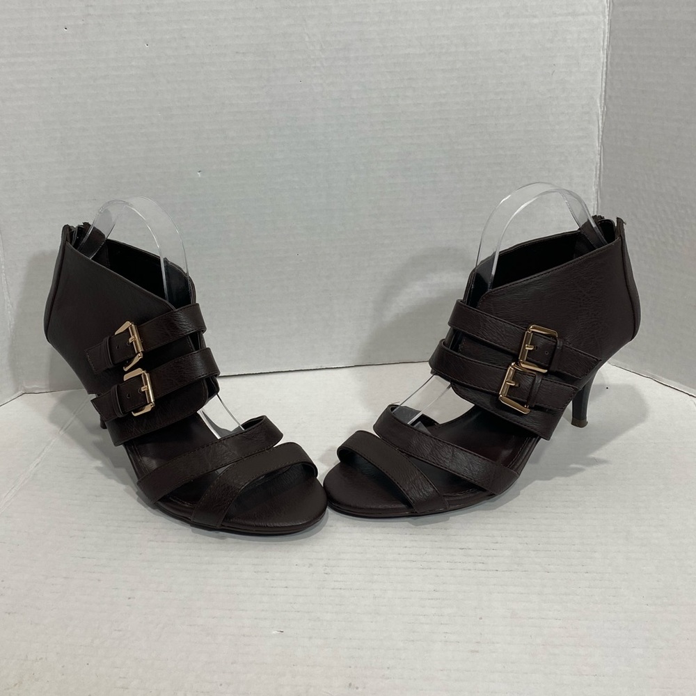 Cato || Woman’s Open Toed Heels with Gold Buckles Size 10